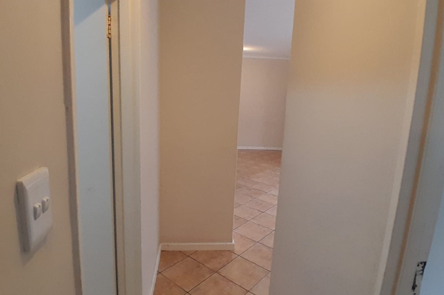 To Let 2 Bedroom Property for Rent in Parklands Western Cape